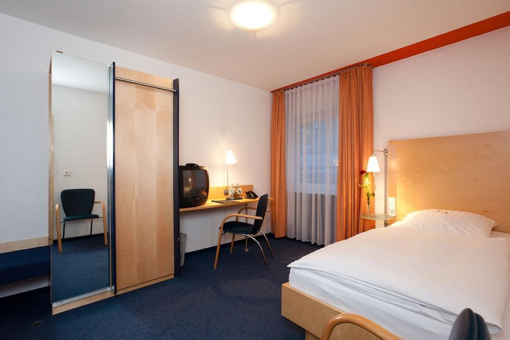 Hotel Elite Καρλσρούη Εξωτερικό φωτογραφία